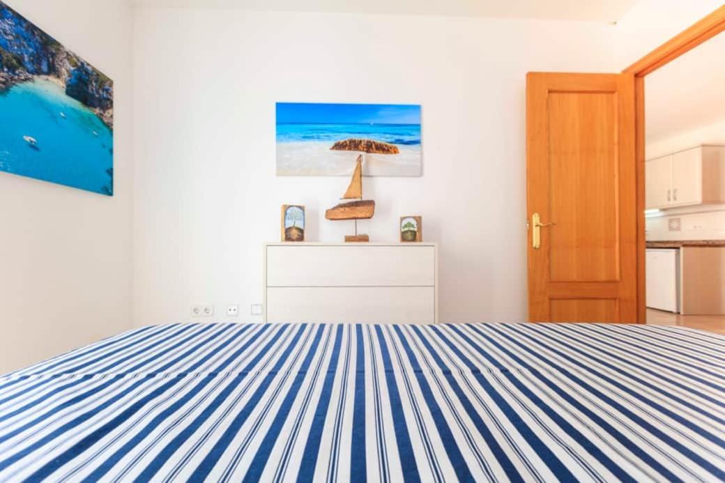 Apartamentos Sa Varadero 3D Vista Mare Laterale Es Pujols Esterno foto
